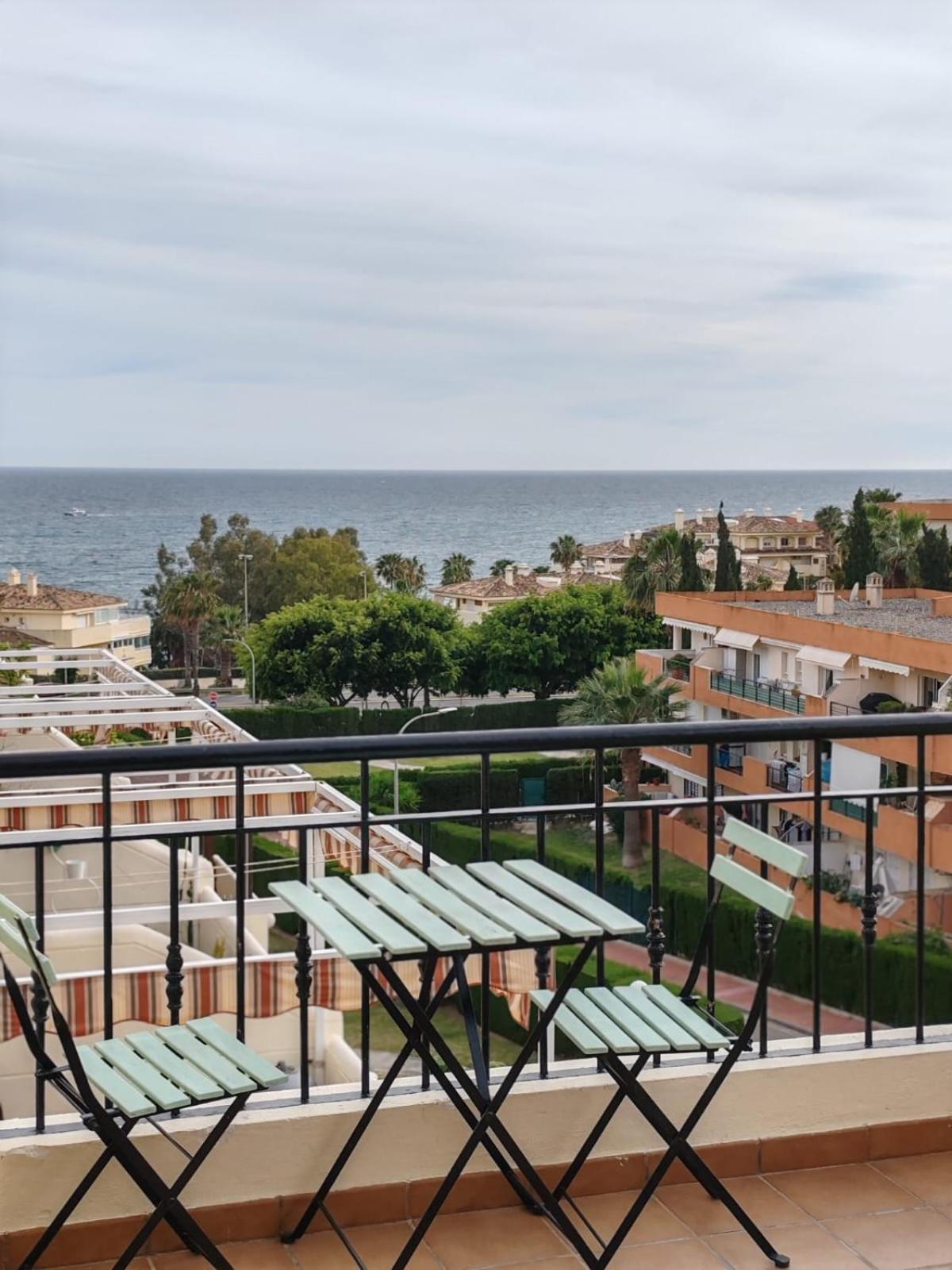 בנאלמדנה Seaview Apartment With Great Amenities & Facilities מראה חיצוני תמונה