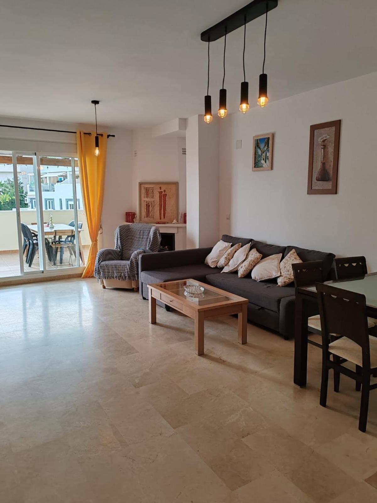 בנאלמדנה Seaview Apartment With Great Amenities & Facilities מראה חיצוני תמונה